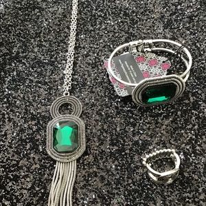 Included necklace and bracelet only. $10